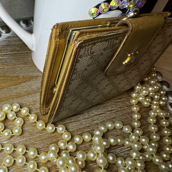 Celine Kisslock Compact Wallet, Vintage - Picture 9 of 16